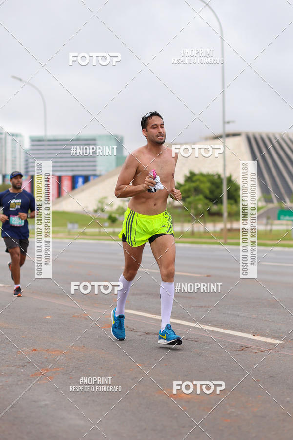 Buy your photos of the eventASICS Golden Run - Braslia on Fotop