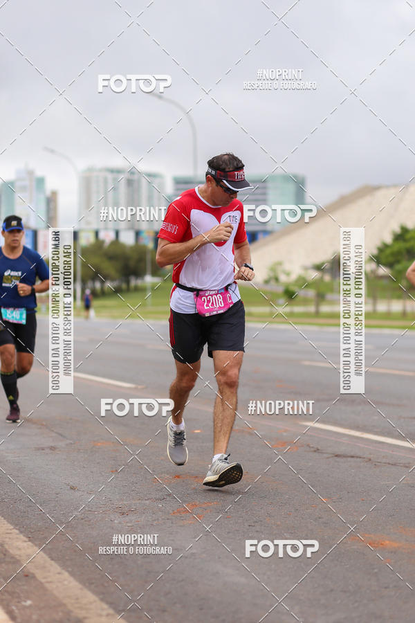 Buy your photos of the eventASICS Golden Run - Braslia on Fotop