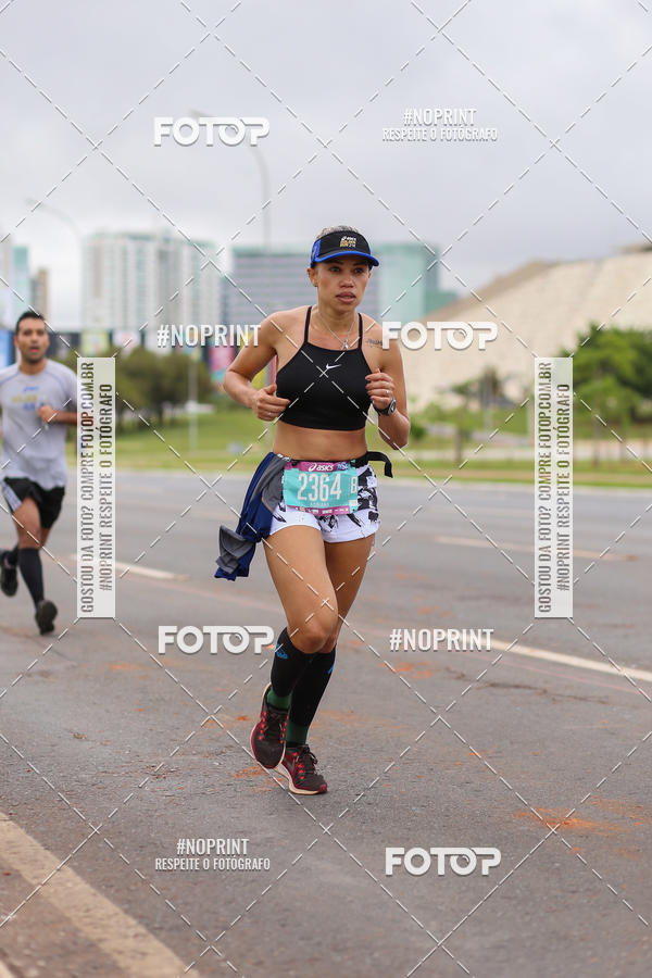 Buy your photos of the eventASICS Golden Run - Braslia on Fotop