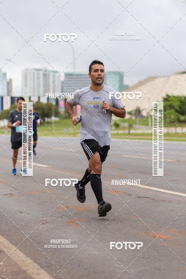 Buy your photos of the eventASICS Golden Run - Braslia on Fotop