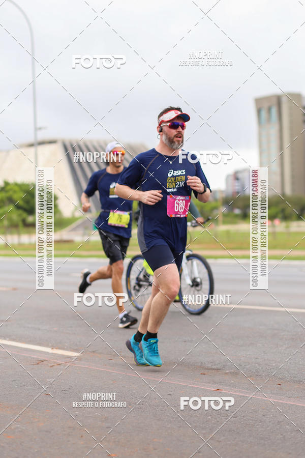 Buy your photos of the eventASICS Golden Run - Braslia on Fotop