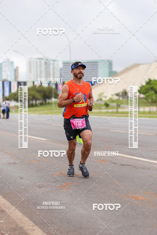 Buy your photos of the eventASICS Golden Run - Braslia on Fotop