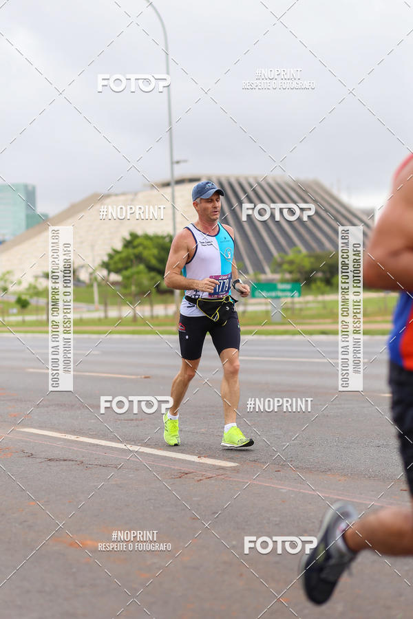 Buy your photos of the eventASICS Golden Run - Braslia on Fotop