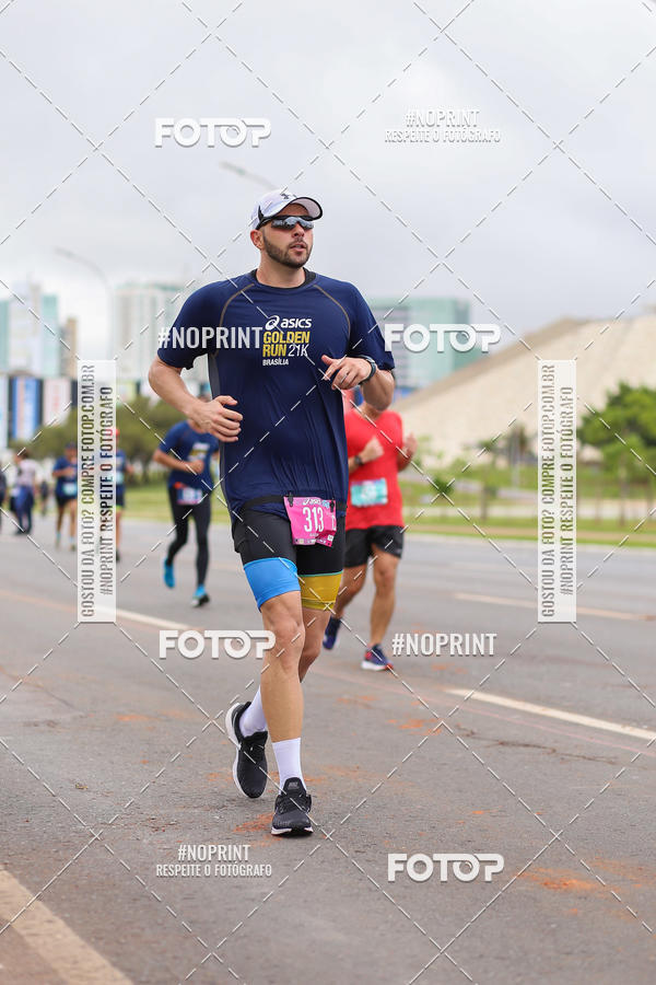 Buy your photos of the eventASICS Golden Run - Braslia on Fotop
