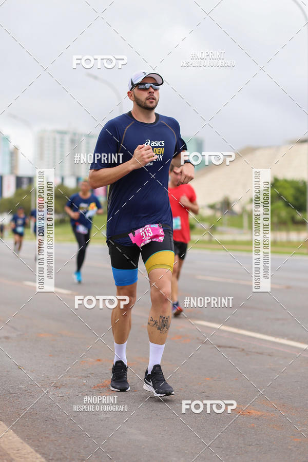 Buy your photos of the eventASICS Golden Run - Braslia on Fotop