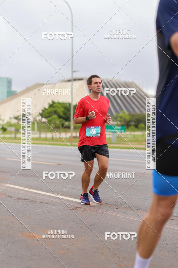Buy your photos of the eventASICS Golden Run - Braslia on Fotop