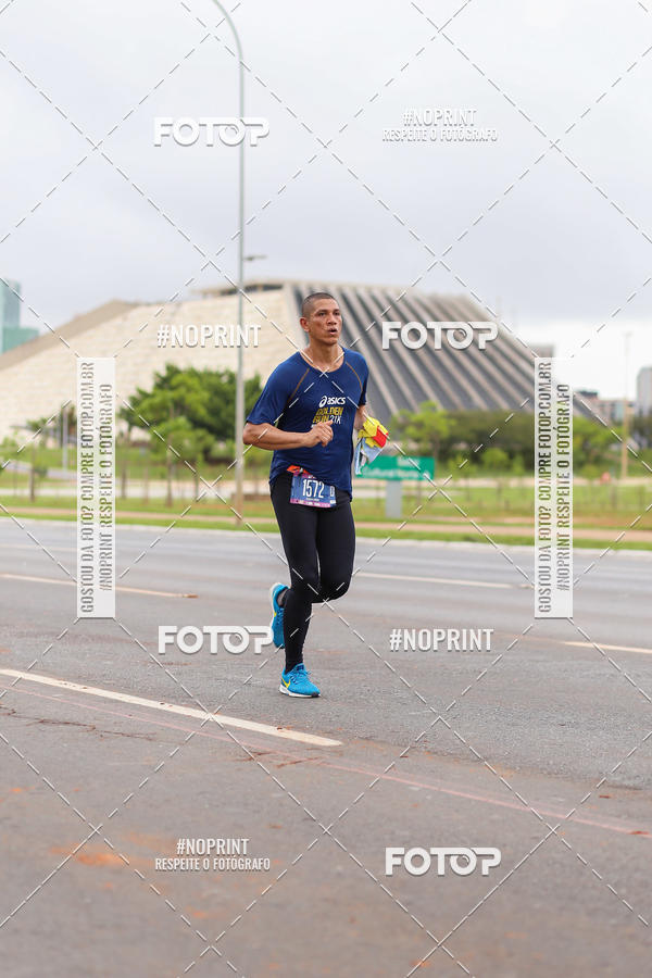 Buy your photos of the eventASICS Golden Run - Braslia on Fotop