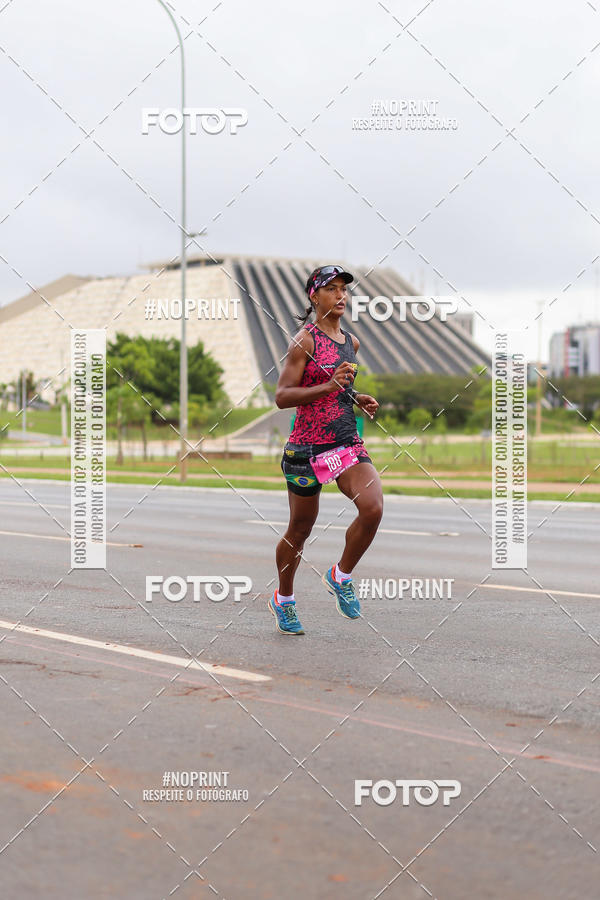 Buy your photos of the eventASICS Golden Run - Braslia on Fotop