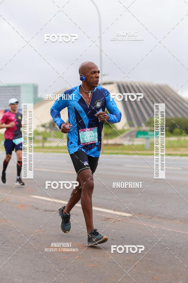 Buy your photos of the eventASICS Golden Run - Braslia on Fotop