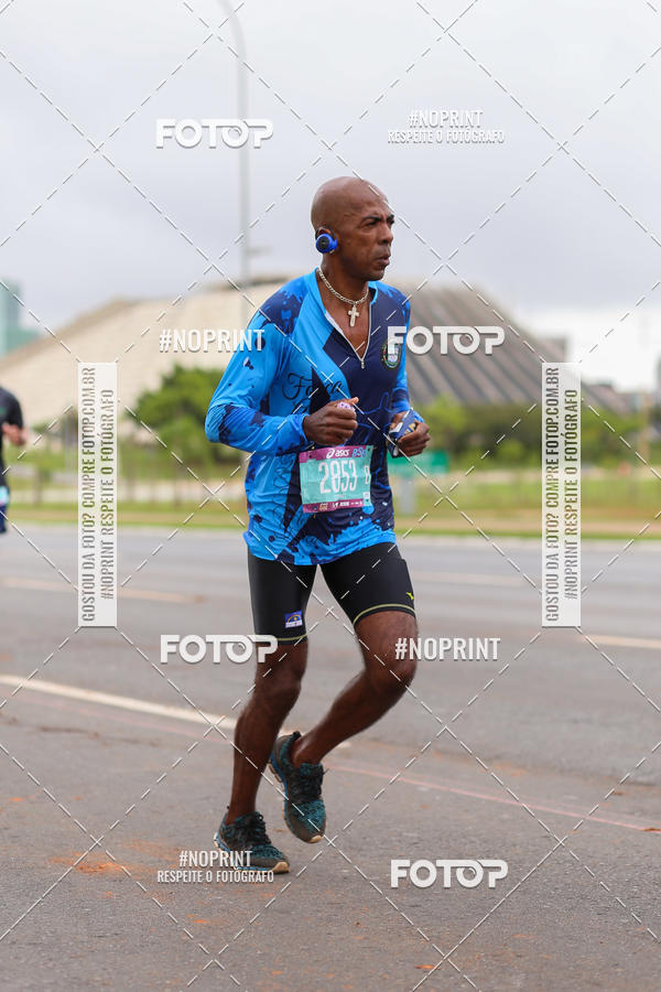 Buy your photos of the eventASICS Golden Run - Braslia on Fotop