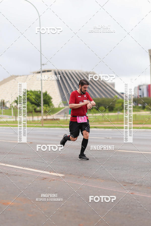 Buy your photos of the eventASICS Golden Run - Braslia on Fotop