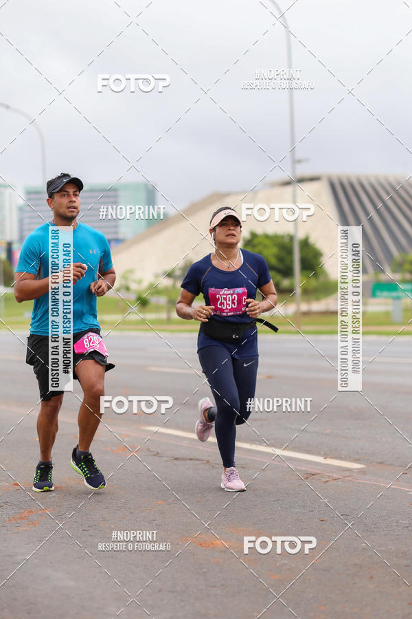 Buy your photos of the eventASICS Golden Run - Braslia on Fotop