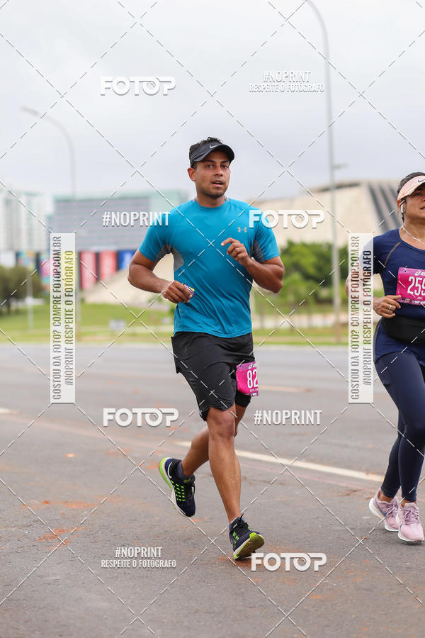 Buy your photos of the eventASICS Golden Run - Braslia on Fotop