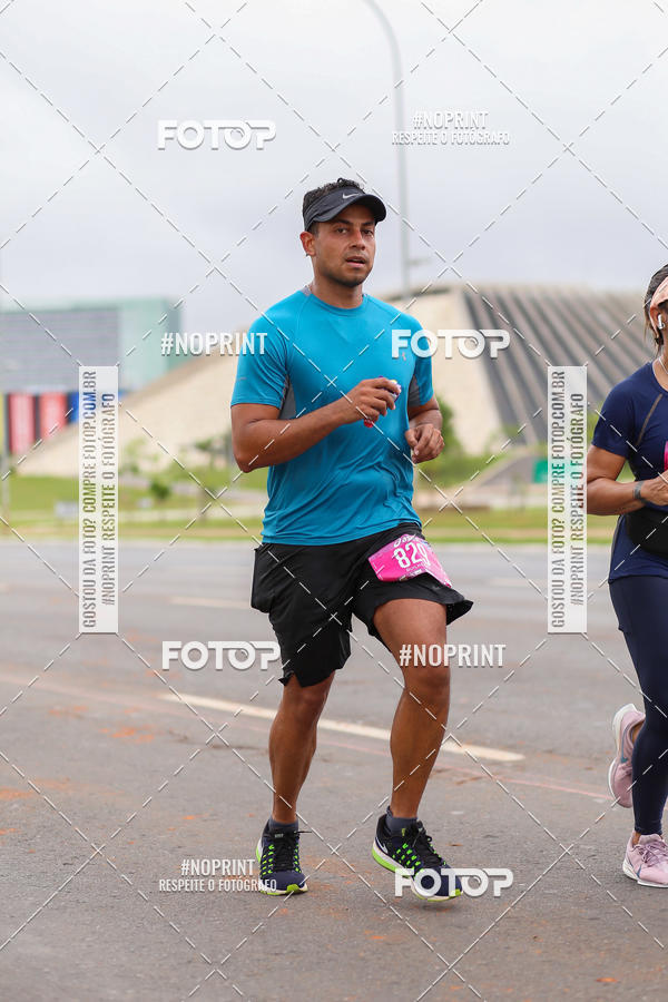Buy your photos of the eventASICS Golden Run - Braslia on Fotop