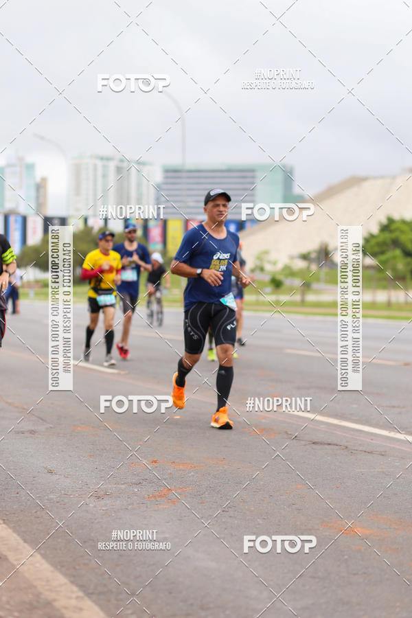 Buy your photos of the eventASICS Golden Run - Braslia on Fotop