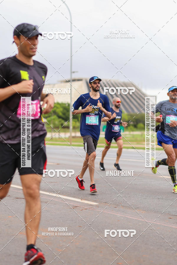 Buy your photos of the eventASICS Golden Run - Braslia on Fotop