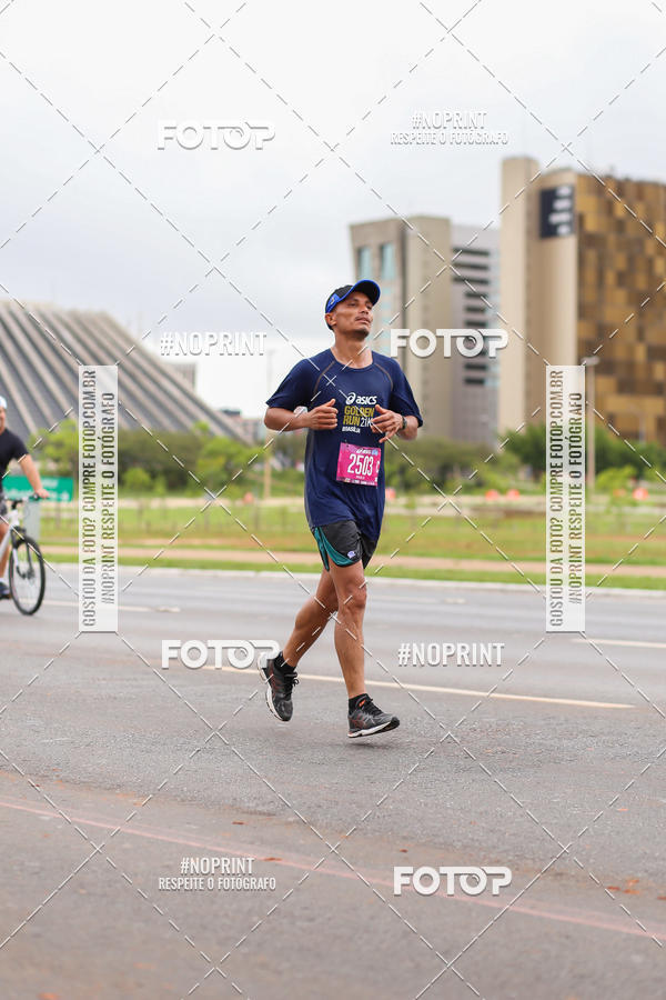 Buy your photos of the eventASICS Golden Run - Braslia on Fotop