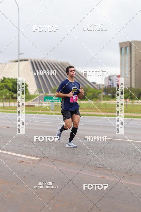 Buy your photos of the eventASICS Golden Run - Braslia on Fotop