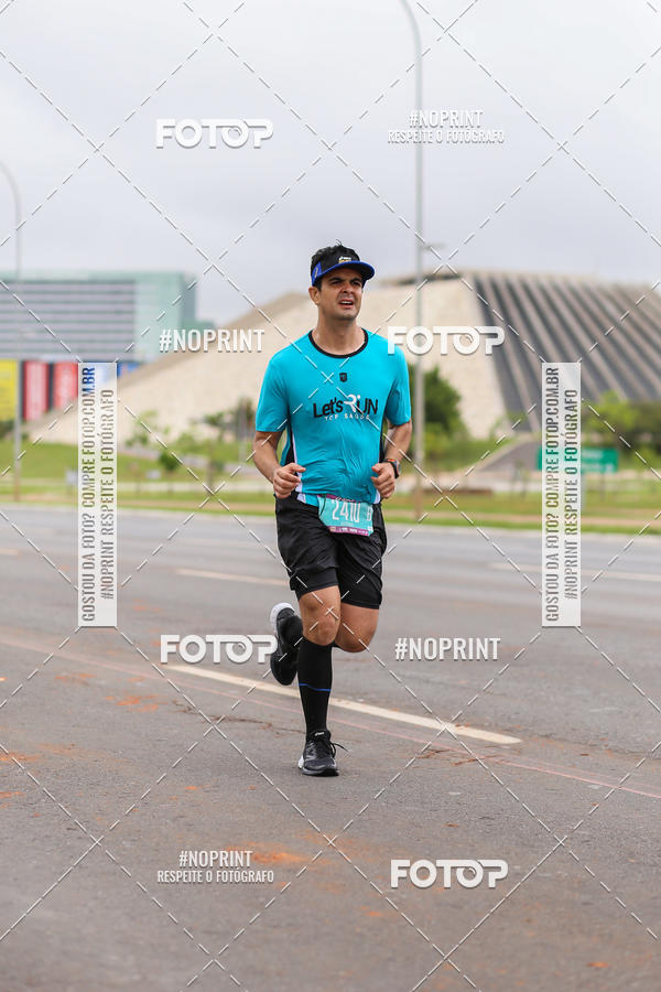 Buy your photos of the eventASICS Golden Run - Braslia on Fotop