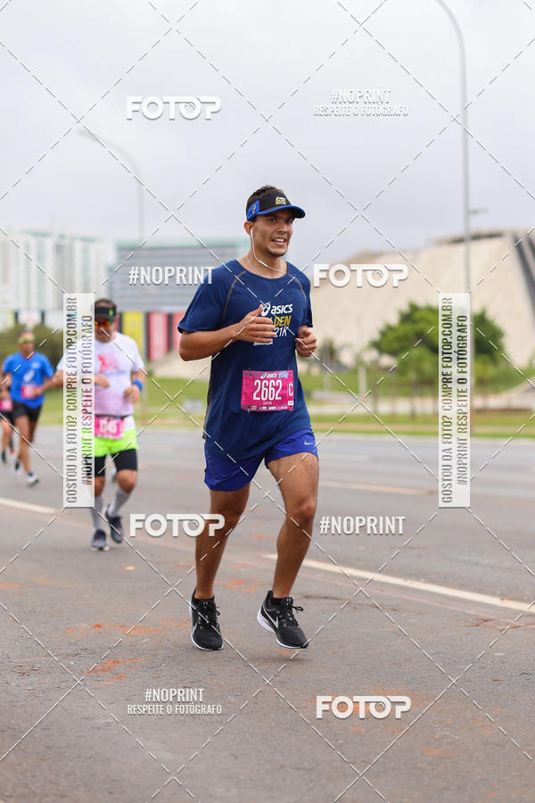 Buy your photos of the eventASICS Golden Run - Braslia on Fotop