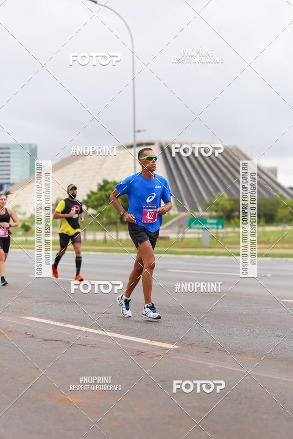 Buy your photos of the eventASICS Golden Run - Braslia on Fotop