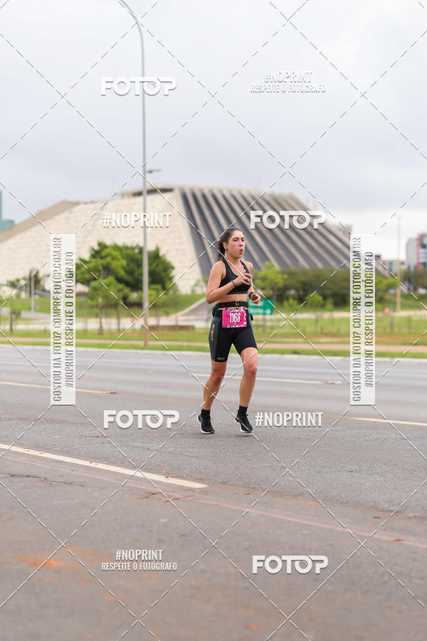 Buy your photos of the eventASICS Golden Run - Braslia on Fotop