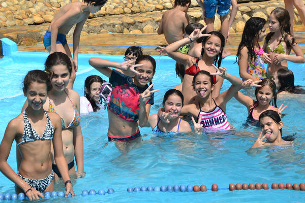 Buy your photos of the eventNR2 English & Action 07 a 09/04/17 on Fotop