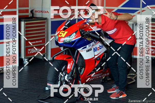Compre as suas fotos do evento500 milhas SuperBike Brasil no Fotop