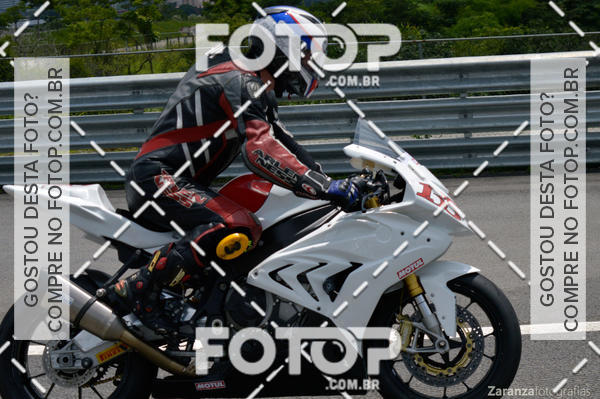 Compre as suas fotos do evento500 milhas SuperBike Brasil no Fotop