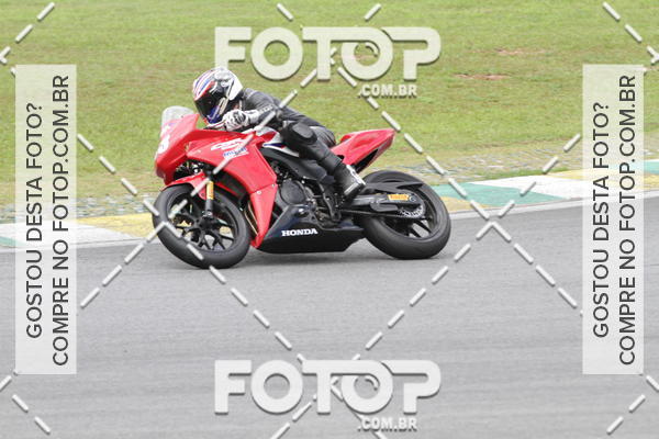 Compre suas fotos do eventoSuperBike Brasil 1a Etapa no Fotop