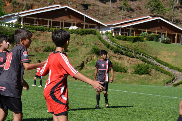 Buy your photos of the eventNR2 - Cl�ssico 29 a 01/05/17 on Fotop