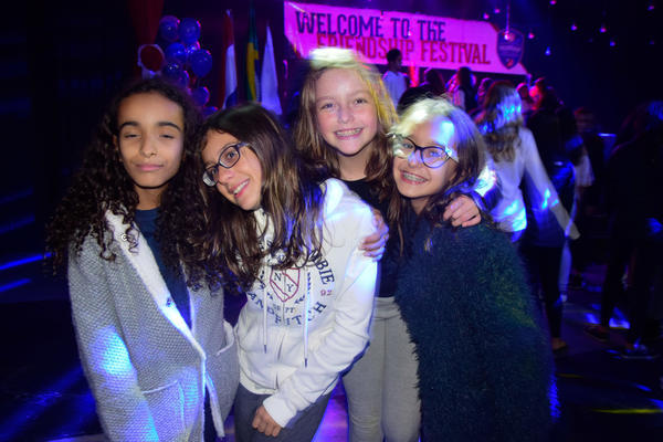 Buy your photos of the eventNR2 - Friendship Festival - 18 a 23/05/17 on Fotop