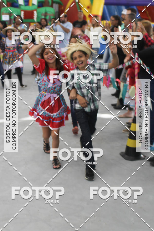 Buy your photos of the eventFesta Junina E.E. Prof. Miguel Roque on Fotop