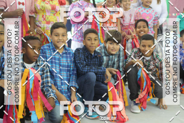 Buy your photos of the eventFesta Junina E.E. Prof. Miguel Roque on Fotop