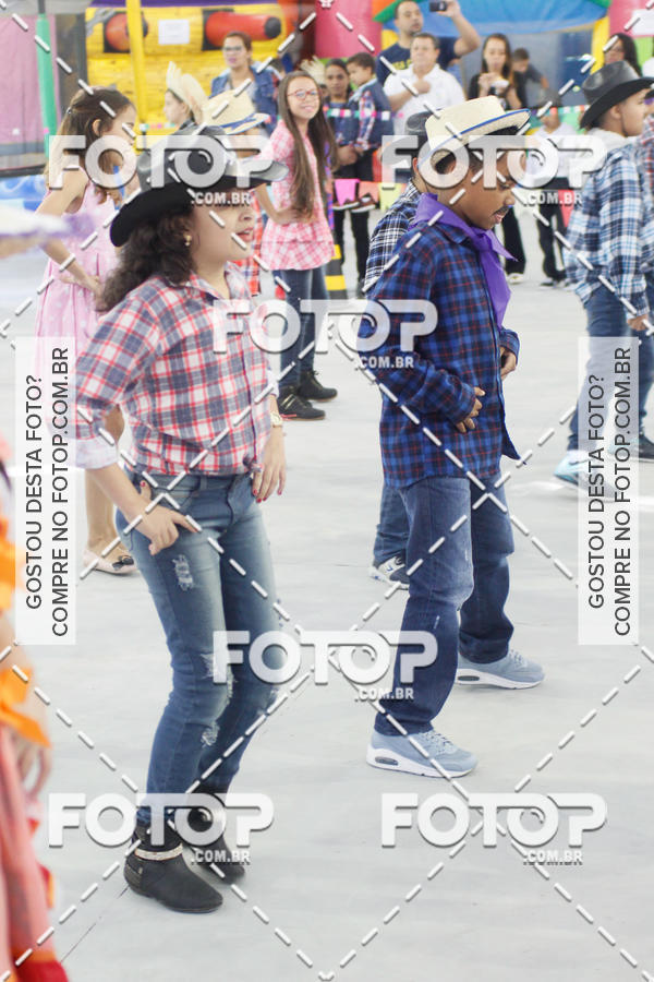 Buy your photos of the eventFesta Junina E.E. Prof. Miguel Roque on Fotop