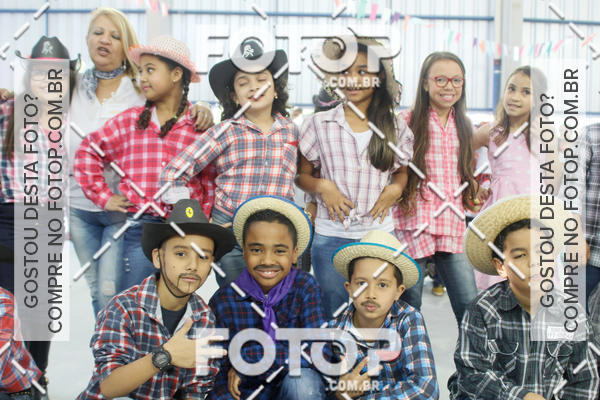 Buy your photos of the eventFesta Junina E.E. Prof. Miguel Roque on Fotop