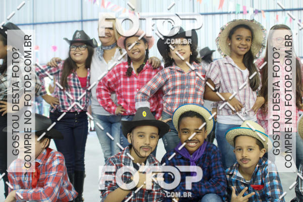 Buy your photos of the eventFesta Junina E.E. Prof. Miguel Roque on Fotop
