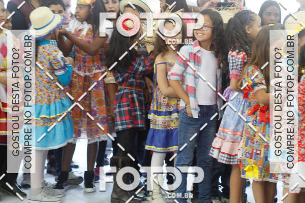 Buy your photos of the eventFesta Junina E.E. Prof. Miguel Roque on Fotop