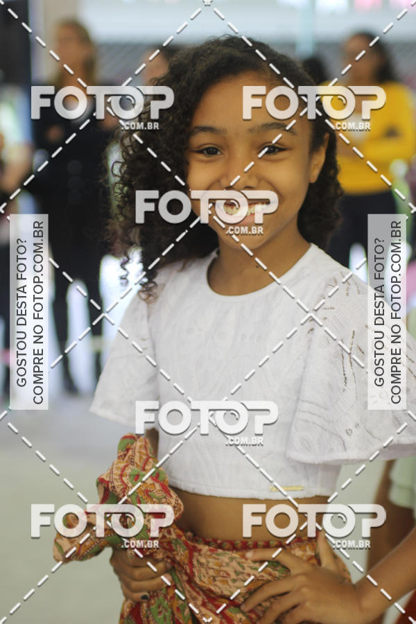 Buy your photos of the eventFesta Junina E.E. Prof. Miguel Roque on Fotop