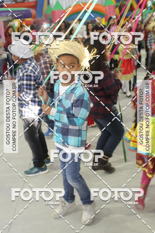 Buy your photos of the eventFesta Junina E.E. Prof. Miguel Roque on Fotop