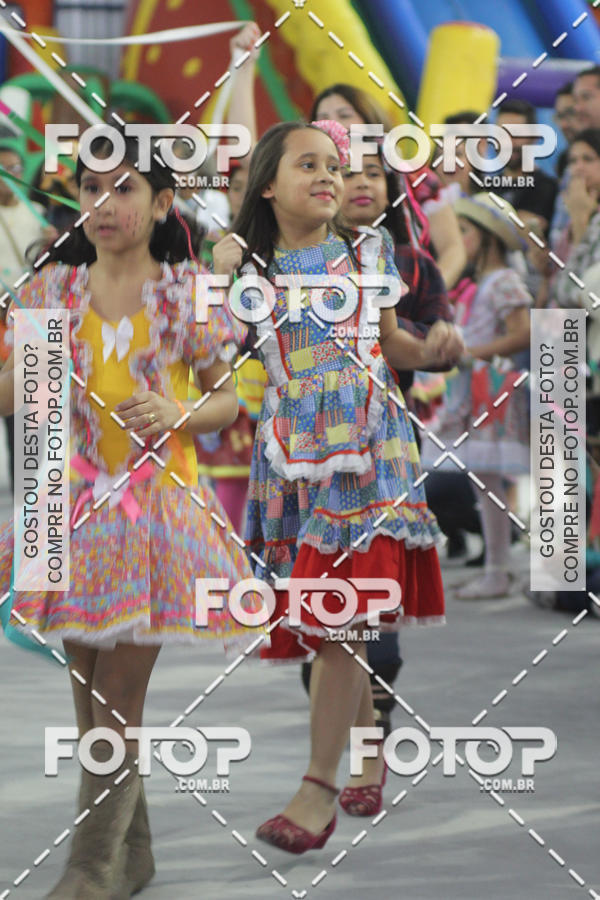 Buy your photos of the eventFesta Junina E.E. Prof. Miguel Roque on Fotop