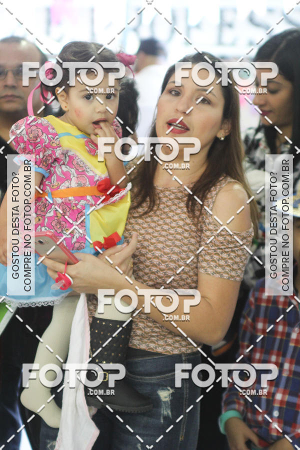 Buy your photos of the eventFesta Junina E.E. Prof. Miguel Roque on Fotop