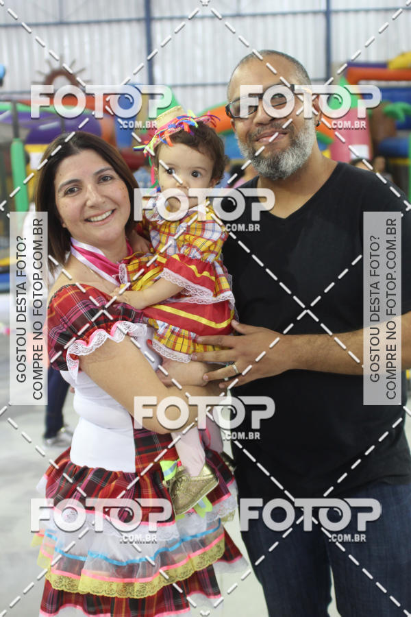 Buy your photos of the eventFesta Junina E.E. Prof. Miguel Roque on Fotop