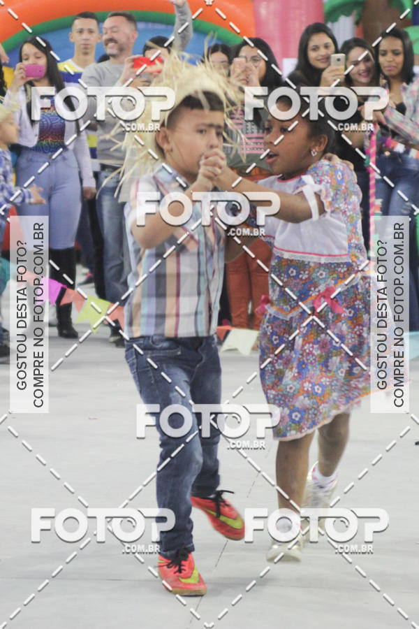 Buy your photos of the eventFesta Junina E.E. Prof. Miguel Roque on Fotop