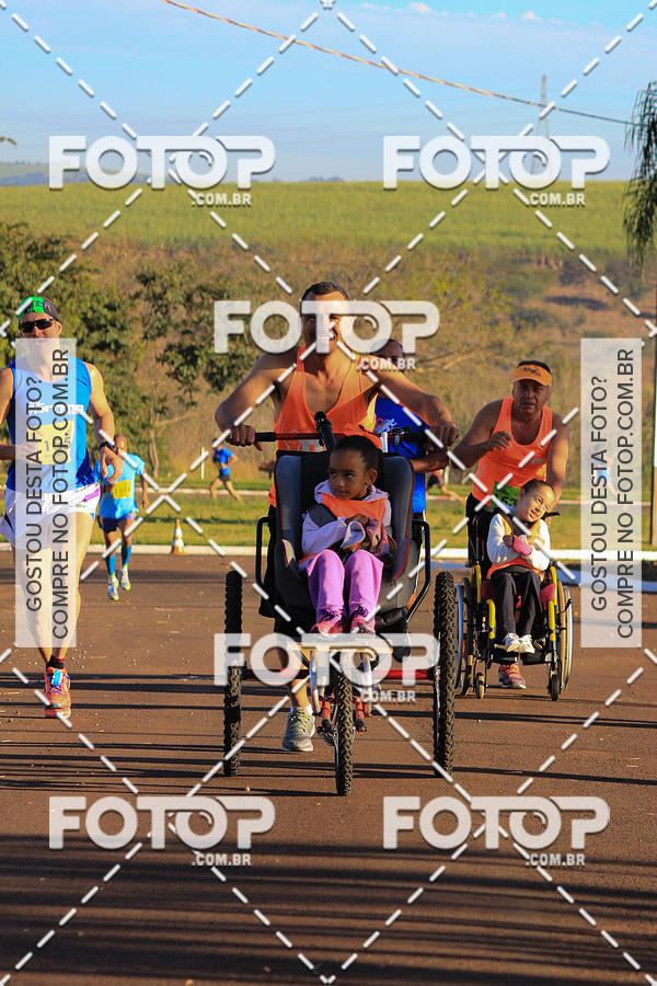 Buy your photos of the event7 Corrida de Rua Sayo Run - Araras/SP on Fotop
