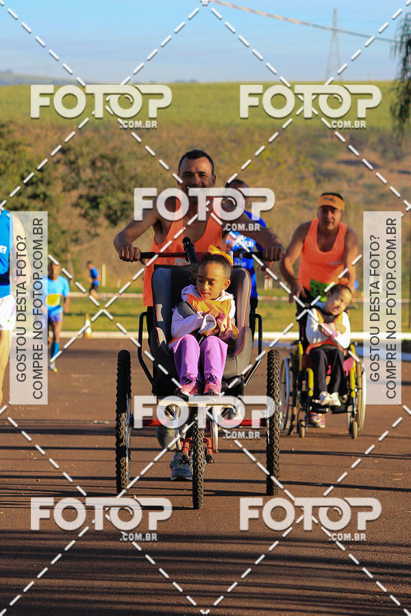 Buy your photos of the event7 Corrida de Rua Sayo Run - Araras/SP on Fotop