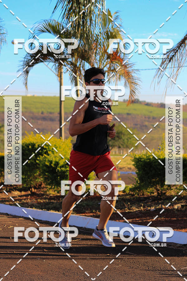 Buy your photos of the event7 Corrida de Rua Sayo Run - Araras/SP on Fotop
