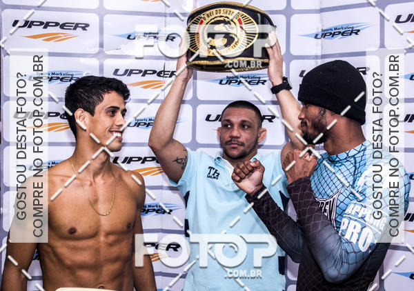 Buy your photos of the eventShooto Brasil 74 - Pesagem dos Atletas on Fotop