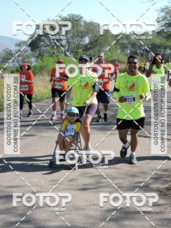 Buy your photos of the eventCorrida de Anivers�rio Nil�polis 70 anos on Fotop