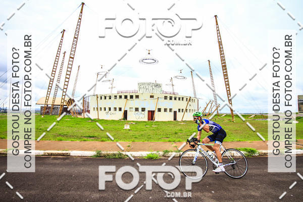 Buy your photos of the eventToughman Brasil 70.3 on Fotop